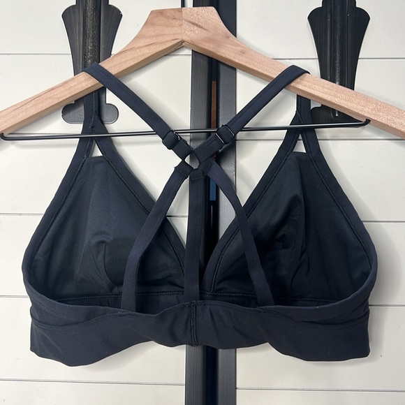 Savage x Fenty low impact sports bra size12-14 - Picture 3 of 3